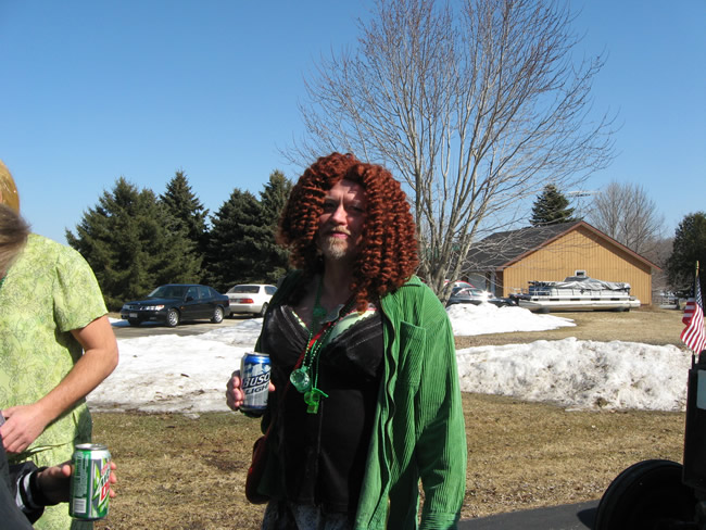 /pictures/ST Pats Float 2009 - No snow our guys keep draging/IMG_1333.jpg
